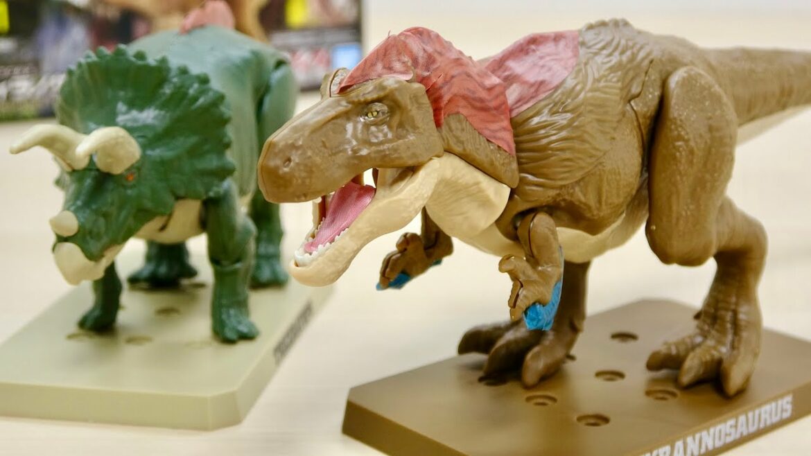 恐竜プラモデル プラノサウルス ティラノサウルスを組み立て!