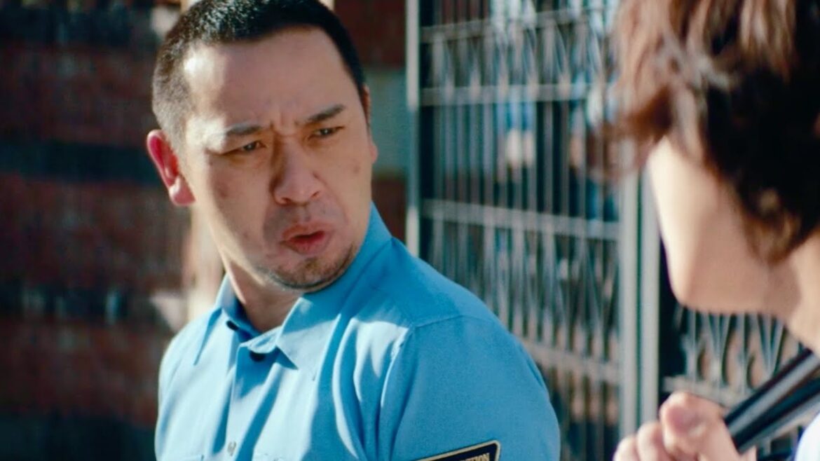千鳥・大悟、少年院の教官役で出所する超不良を制す!?映画『OUT』本編映像