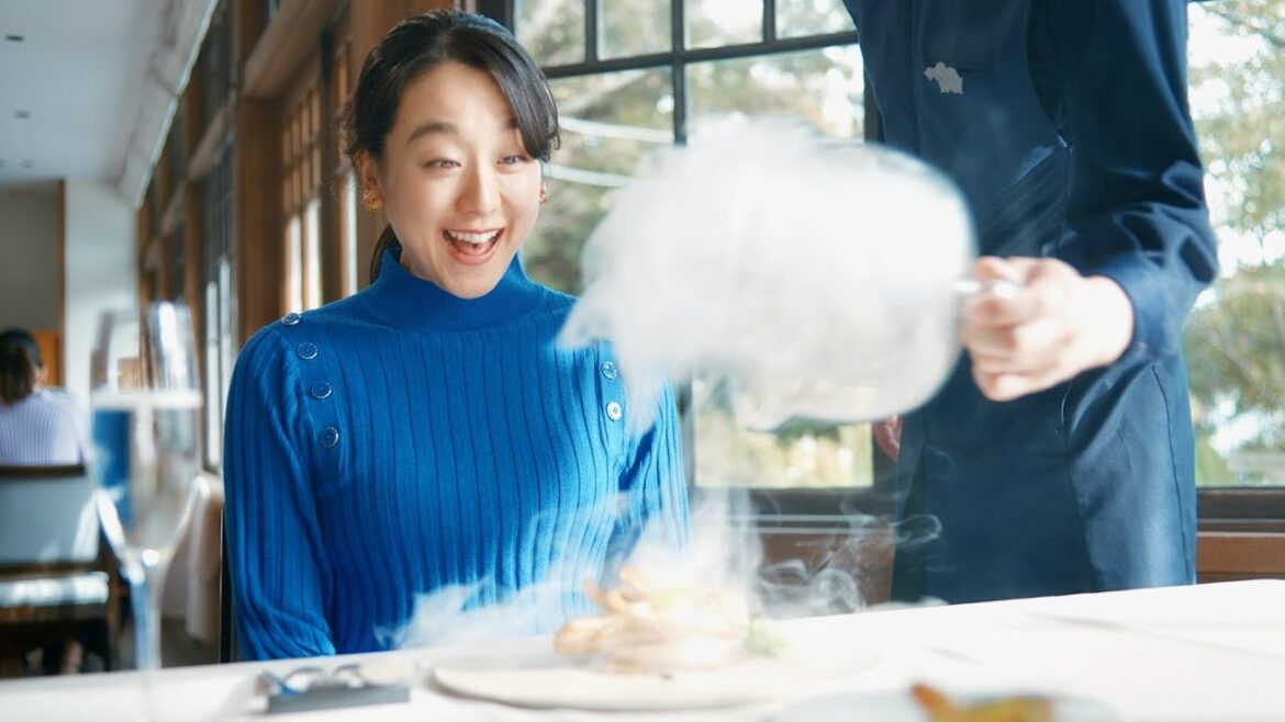 浅田真央、オシャレな料理にほぐれる表情!宝酒造「澪」CM+インタビュー+メイキング 浅田真央、オシャレな料理にほぐれる表情!宝酒造「澪」CM+インタビュー+メイキング