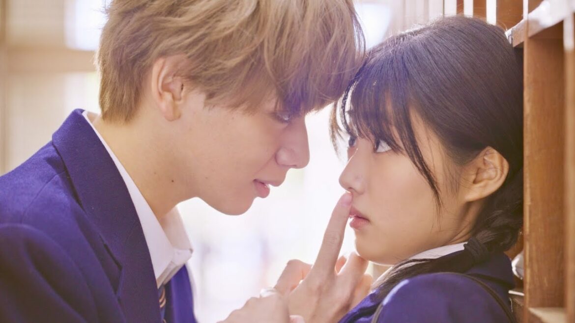 宮世琉弥×原菜乃華、強引なキスを寸止め！妄想が現実に!?映画『恋わずらいのエリー』特報