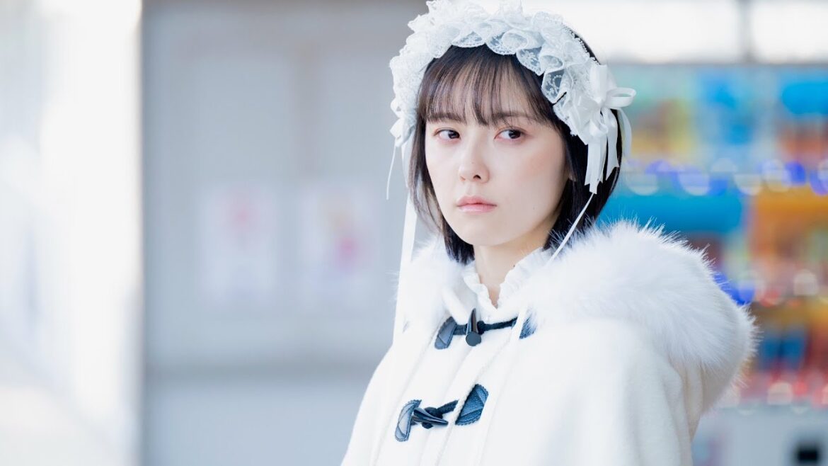 加藤小夏、メイド服の名探偵に！花＊花の新曲「イロイロ」が主題歌／映画『コーヒーはホワイトで』予告編