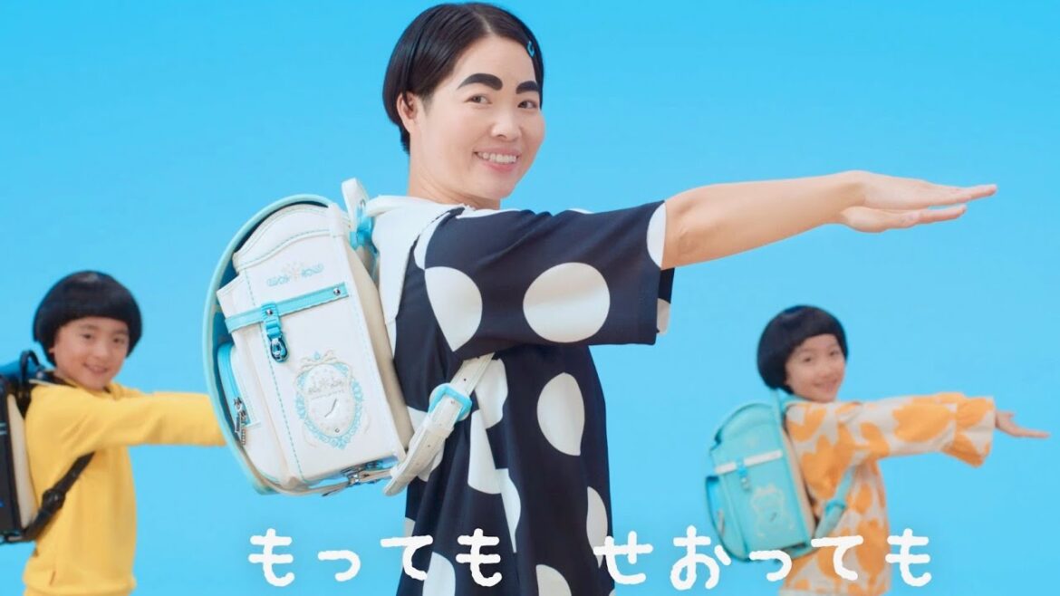イモトアヤコ、ランドセルCMで子どもたちとダンス！ 1歳の息子も数年後には…／セイバン「天使のはね」CM＋インタビュー