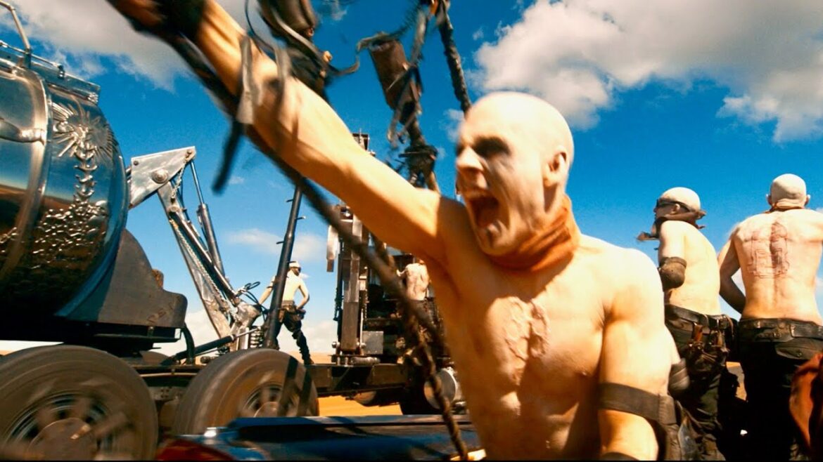 【マッドマックス】衝突！破壊！爆発！ノンストップ・カーアクションの頂点が神化する!!映画『マッドマックス：フュリオサ』予告編