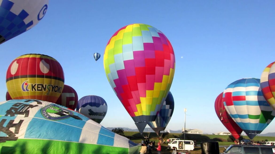 "Have a nice flight" in Baloon fest saga 2012