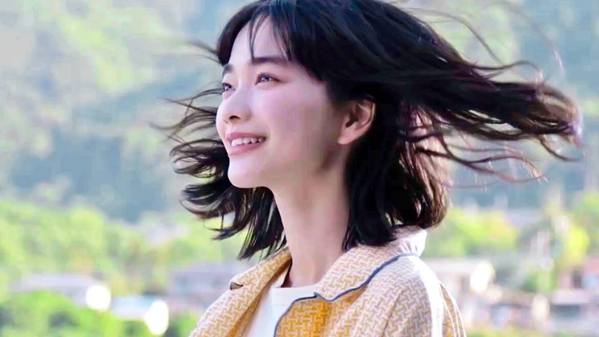 見上愛が佐藤寛太と恋に落ちてトキメキが伝わる風／映画『不死身ラヴァーズ』メイキング映像