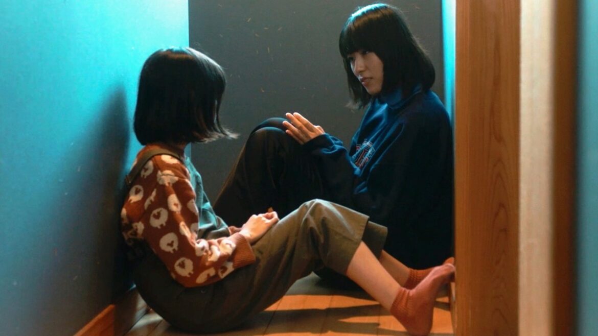 母を亡くした喪失感から不登校になった少女と見守る大人たち／映画『ふれる』予告編