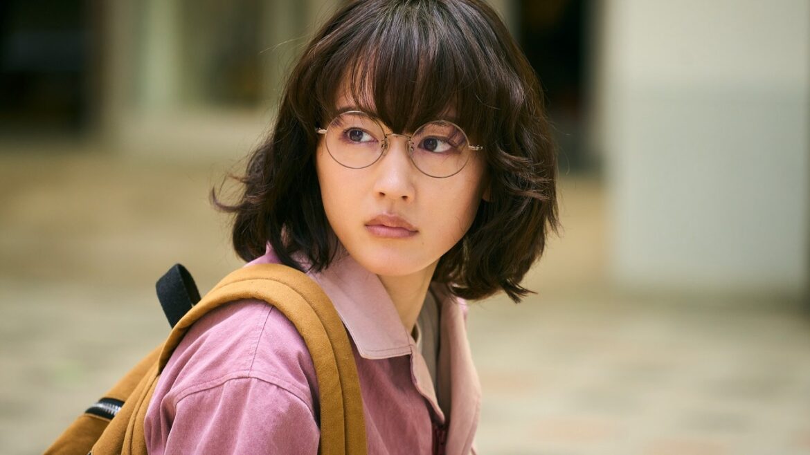 ぼっちだった綾瀬はるかが⾵変わりな⼥の⼦とふたり旅／映画『ルート29』予告編