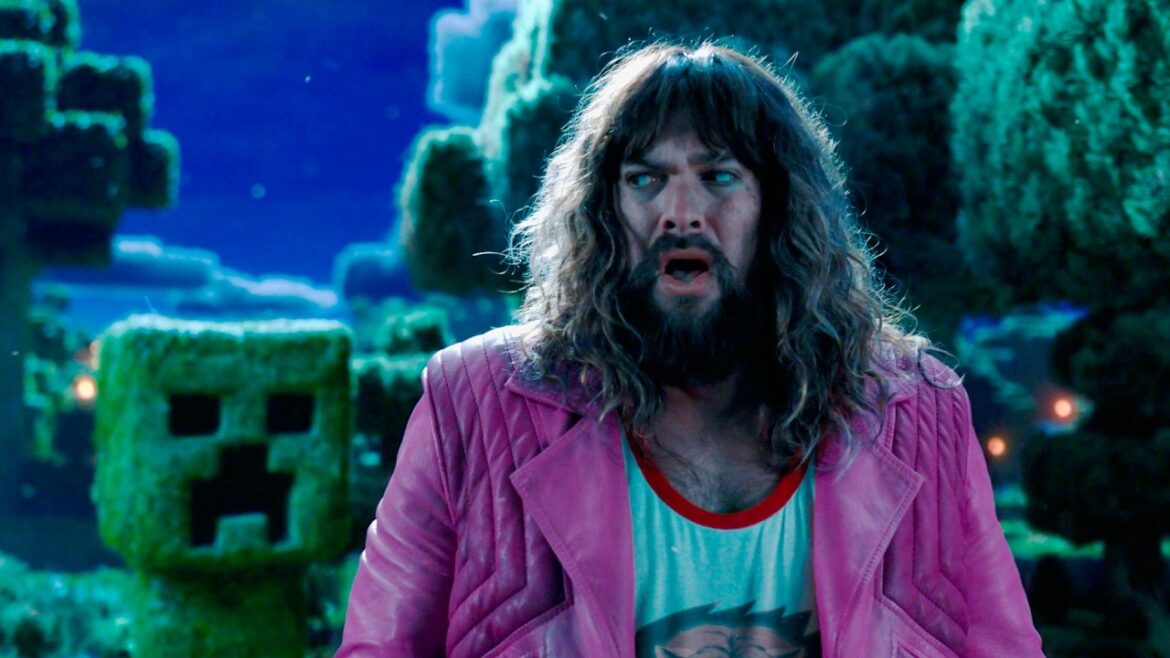 「マイクラ」実写映画化！クリーパーが！羊が！豚が大暴れ!?映画『マインクラフト／ザ・ムービー』予告編