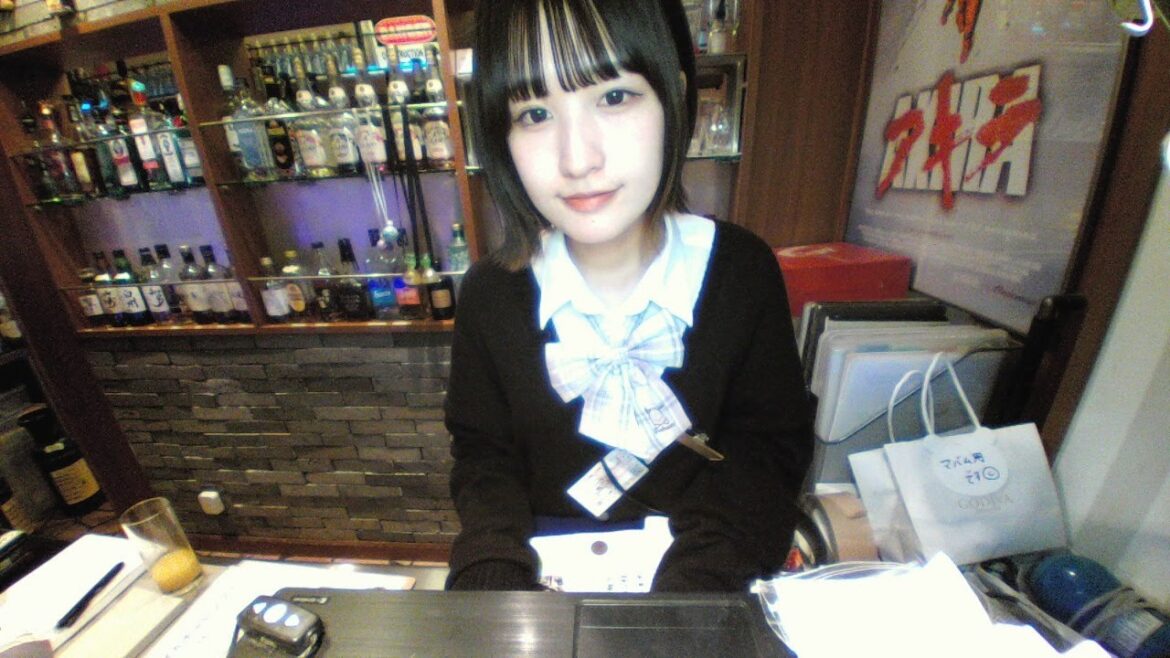 仙台駅前ガールズバーＣＡＦＥ＆ＢＡＲ１９ナインティーン/ESCORT9/JAPAN/LOOSE SOCKS　YouTube 「LIVE」2024年 9月　18日りこ#ガールズバー#仙台#美少女