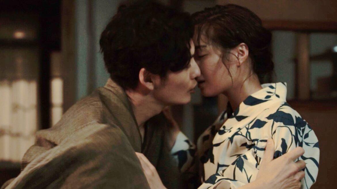 広瀬すず、激しく妖艶な愛で木戸大聖&岡田将生を振り回す!主題歌はキタニタツヤ新曲「ユーモア」/映画『ゆきてかへらぬ』予告編 広瀬すず、激しく妖艶な愛で木戸大聖&岡田将生を振り回す!主題歌はキタニタツヤ新曲「ユーモア」/映画『ゆきてかへらぬ』予告編