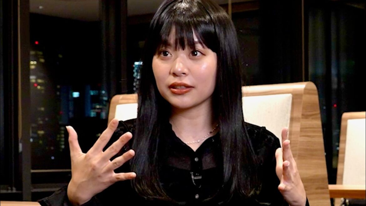 エルフ荒川、脱ギャルメイクのキレイめでデートしてみたい／「eo 光」CM＋インタビュー