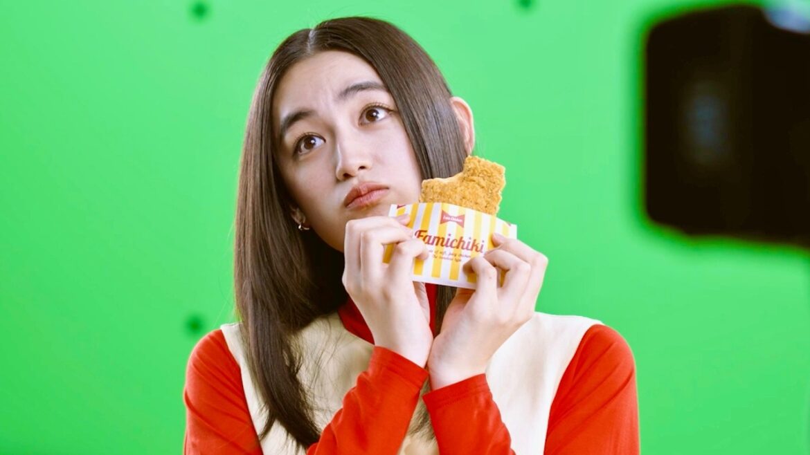 八木莉可子、ファミチキでバレンタインが絶対にうまくいく方法は？ファミリーマートCM＋インタビュー＋メイキング