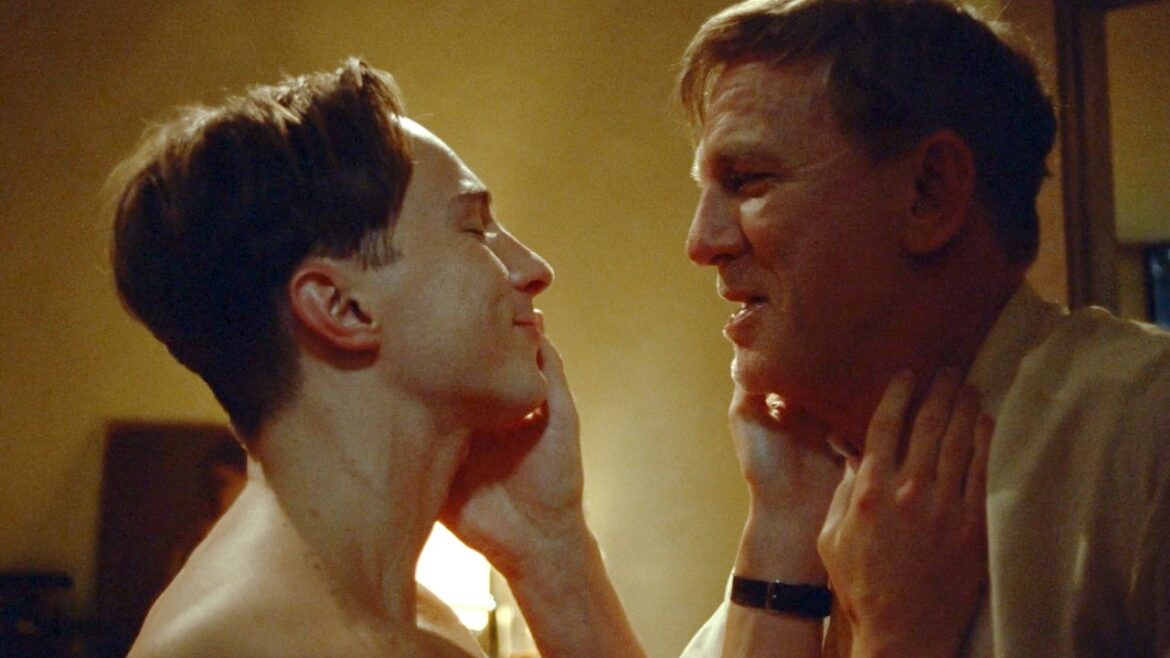 ダニエル・クレイグ、美しすぎる青年と一目で恋に落ちる。ルカ・グァダニーノ監督作／映画『クィアQUEER』予告編