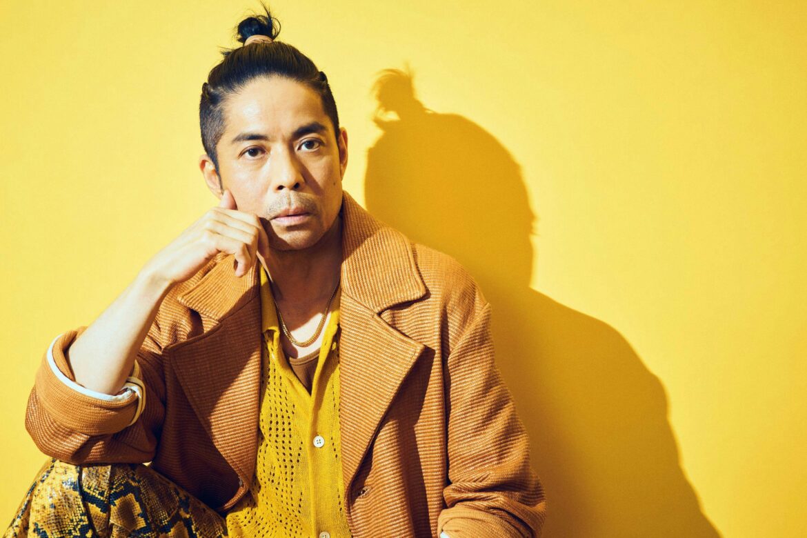 「WBS」の新エンディングテーマ曲が久保田利伸の新曲「諸行は無常」に決定！　 | テレ東 リリ速（テレ東リリース最速情報） | テレ東・ＢＳテレ東 7ch(公式)