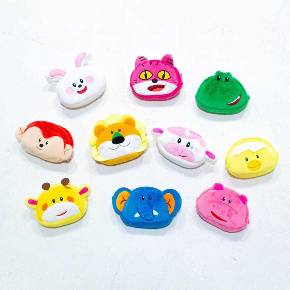 動物の顔型のポーチ=渋谷で映画「たべっ子どうぶつ」グッズショップ – シブヤ経済新聞 動物の顔型のポーチ=渋谷で映画「たべっ子どうぶつ」グッズショップ - シブヤ経済新聞