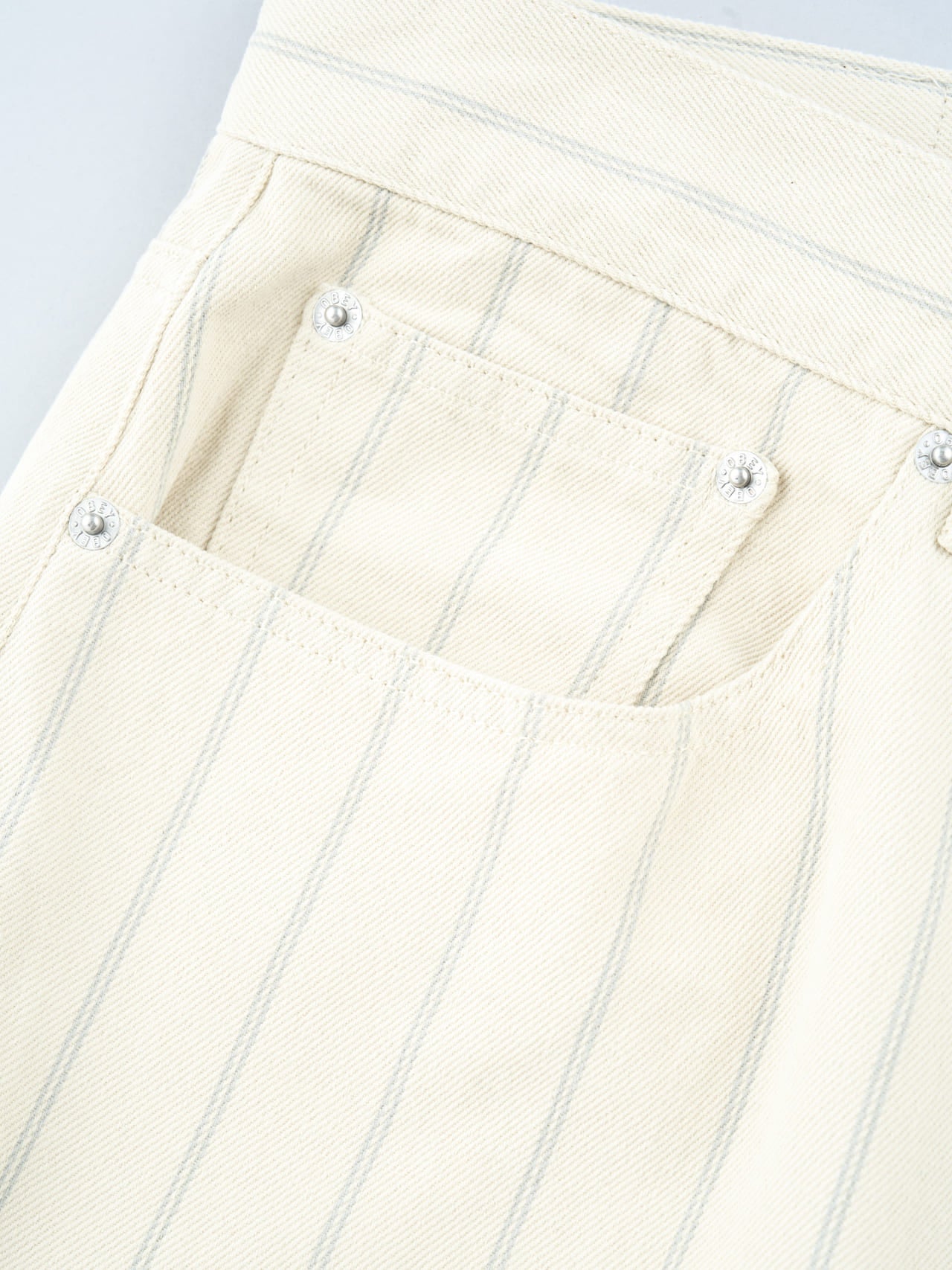OBEY Clothing Japanのジーンズ「CLASSIC BAGGY DENIM」のコインポケット