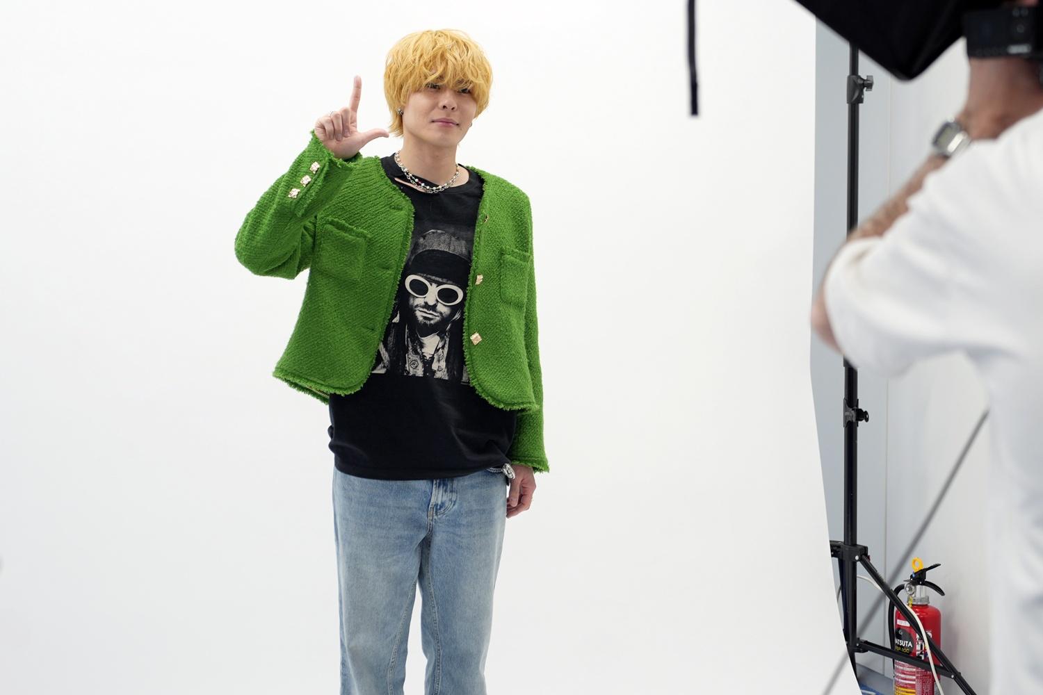 メンバーがセレクトした写真は？「ヴィクトリーグ！」番組グッズ制作の裏側公開