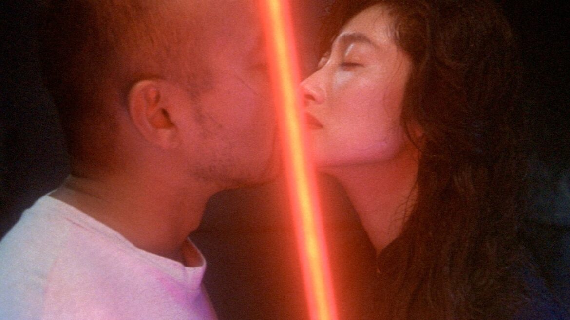 竹中直人×余貴美子、ヤクザを殺した女と何でも屋のねじれた純愛／映画『HDリマスター版 ヌードの夜』特報