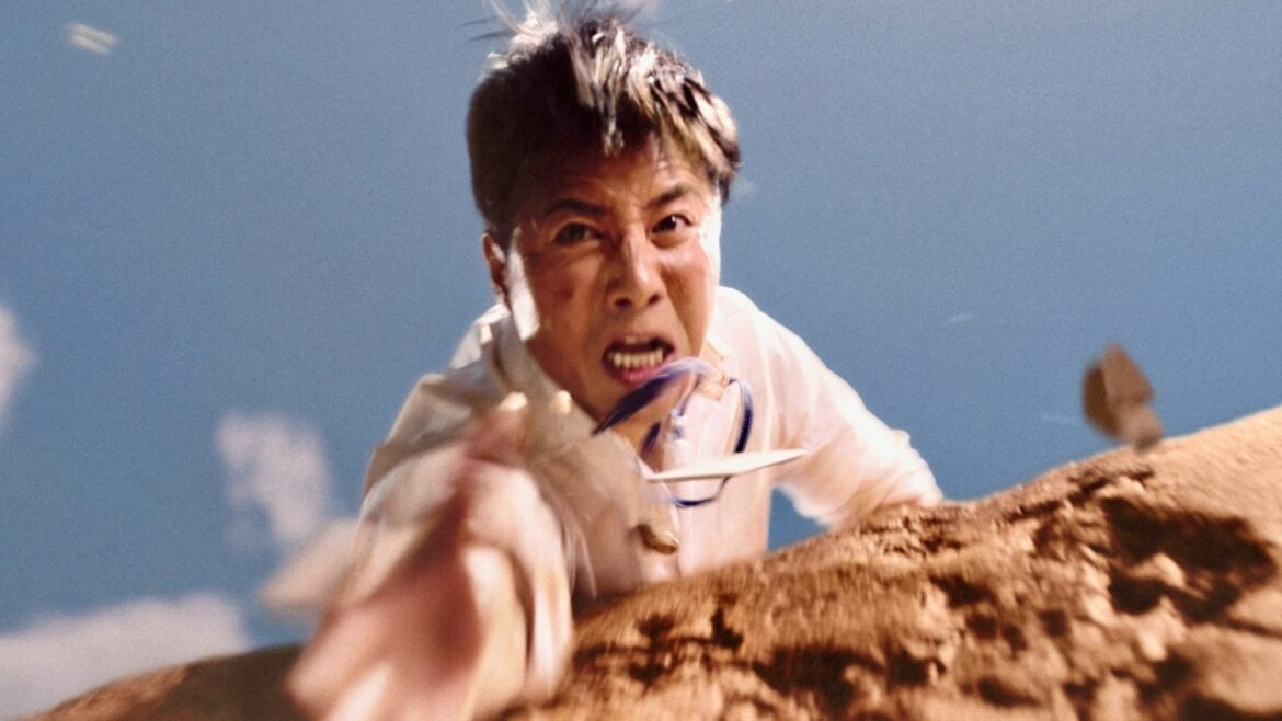 ケイン・コスギ、11年ぶり「ファイト イッパーツ!」今回は引き上げる役/リポビタンD CM+メイキング+インタビュー ケイン・コスギ、11年ぶり「ファイト イッパーツ!」今回は引き上げる役/リポビタンD CM+メイキング+インタビュー