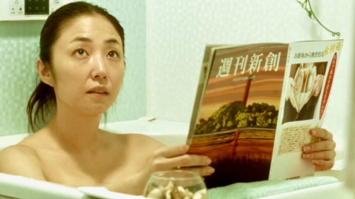 MEGUMI、風呂場でダメ夫・風間俊介を雑魚扱い／映画『劇場版 それでも俺は、妻としたい』本編映像