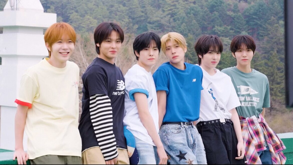 「NCT WISH」起用、ニューバランスのサマーアパレル「SUMMER Tee」新ムービー！インタビュー・メイキングもあり／ABCマート