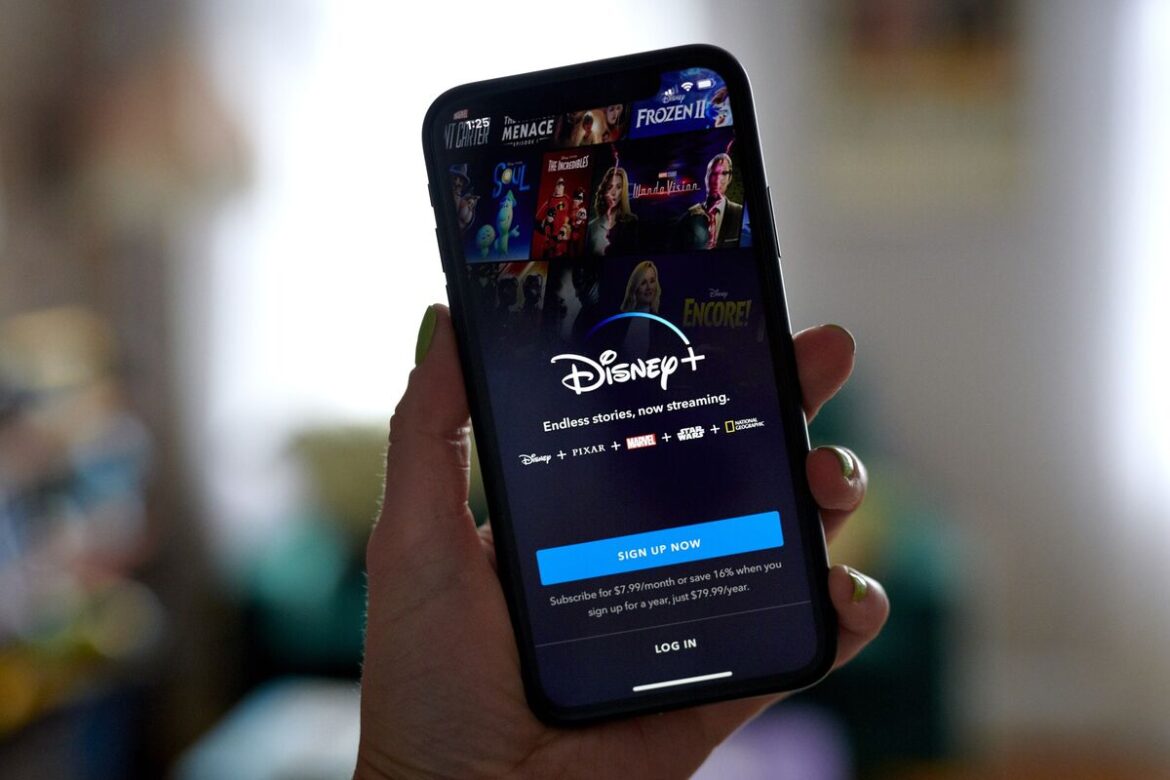 「ディズニー＋」、会員向け特典を拡充－映画プレミア上映会の抽選も - Bloomberg