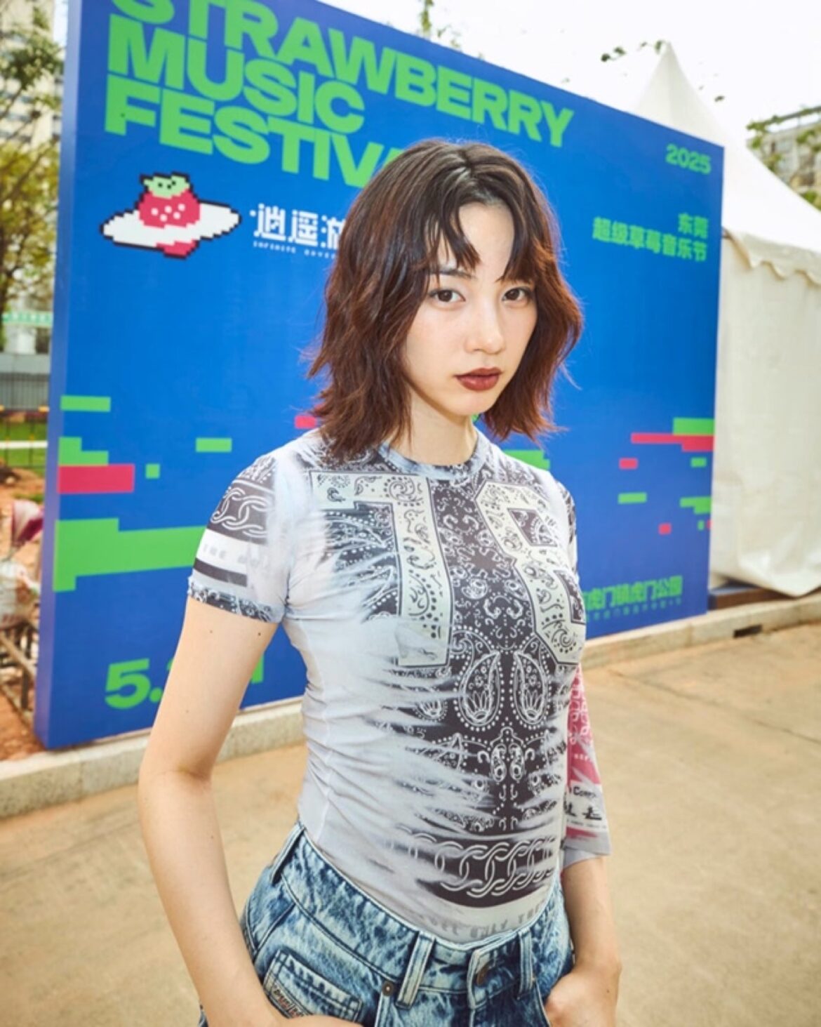 のん、中国フェス『STRAWBERRY MUSIC FESTIVAL』出演時のライブ写真やオフショットを大量投下（THE FIRST TIMES）