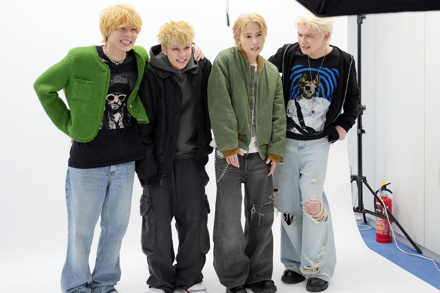 メンバーがセレクトした写真は？「ヴィクトリーグ！」番組グッズ制作の裏側公開