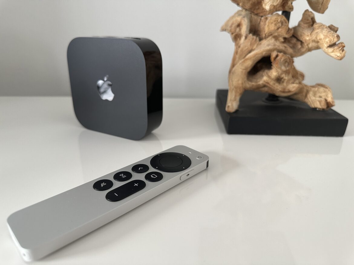 apple tv 遠く離れた木彫りの彫刻