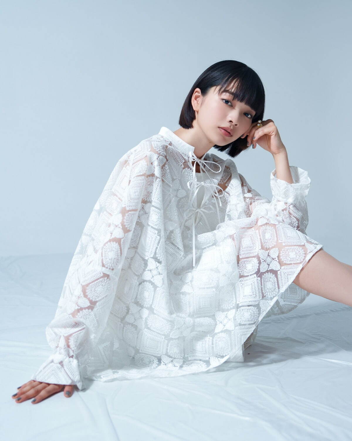 永野芽郁＆見上愛にインタビュー、記憶に残る恩師や今の“夢”は？映画『かくかくしかじか』で共演 | 写真