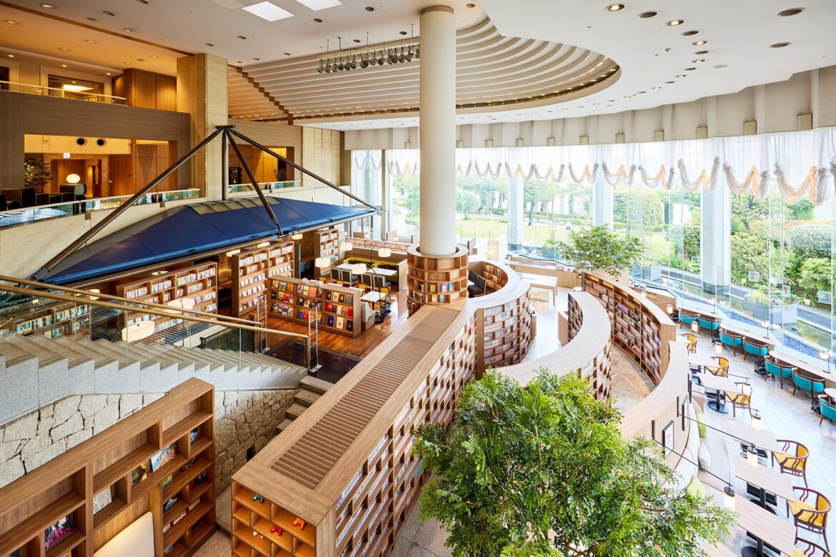 2万冊以上の書籍が揃う「The Library Lounge」が天王洲に登場