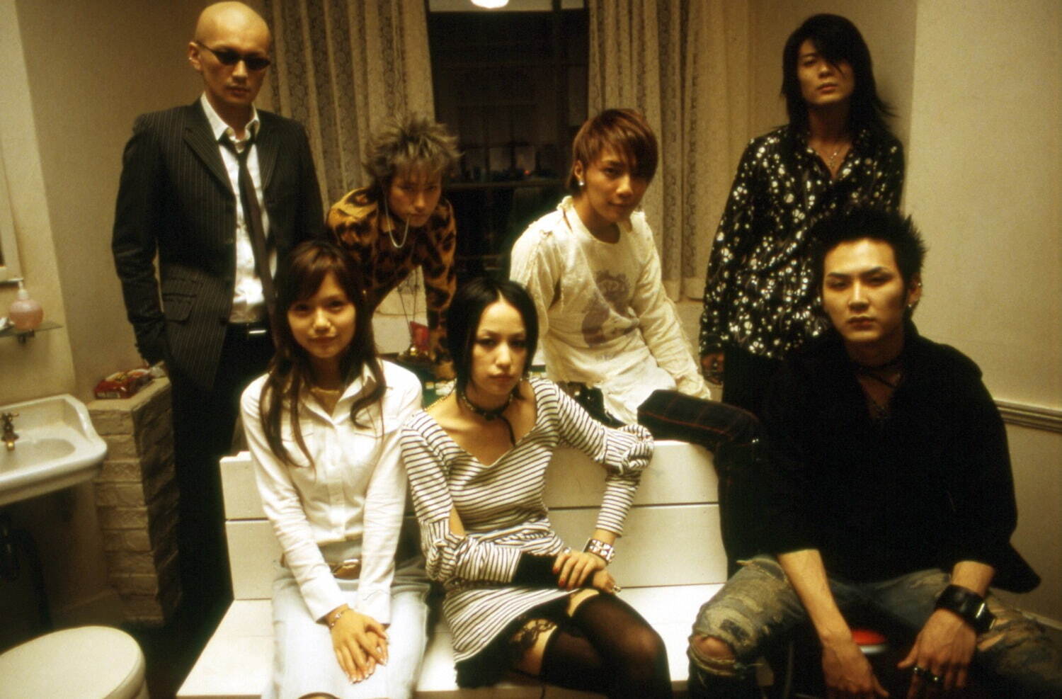 映画『NANA』渋谷でリバイバル上映、中島美嘉・宮﨑あおいが“ナナと奈々”を演じる青春物語｜写真4