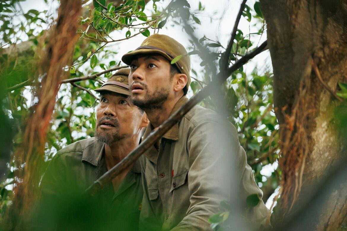 堤真一と山田裕貴が熱演！ 『木の上の軍隊』──終戦を知らず、樹の上で2年間も身を潜め続けたふたりの日本兵【おとなの映画ガイド】 - ぴあエンタメ情報