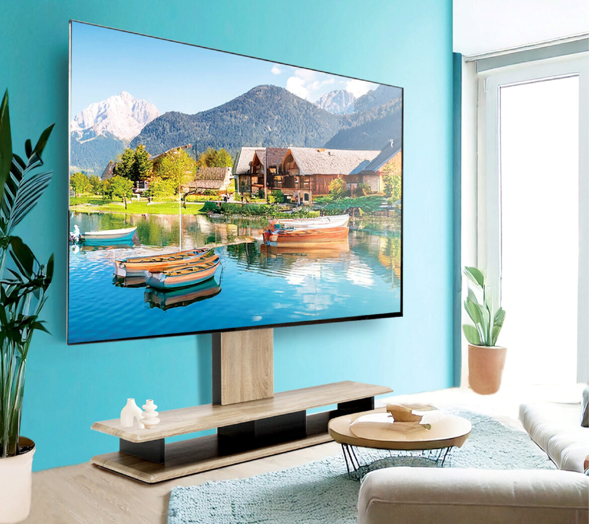 ヤマダデンキの電動昇降TVスタンド進化。昇降幅拡大、サウンドバー吊り下げ設置 - AV Watch