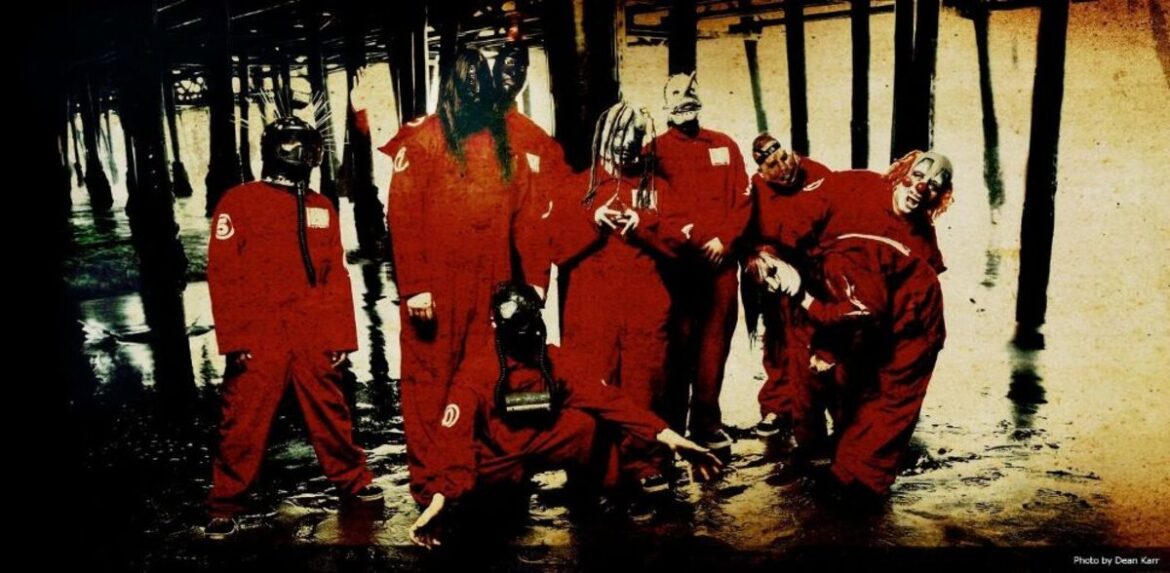 SLIPKNOT、デビュー・アルバム発売25周年記念した新装版2CD作品『Slipknot (25th Anniversary Edition)』日本盤9/10リリース! | 激ロック ニュース SLIPKNOT、デビュー・アルバム発売25周年記念した新装版2CD作品『Slipknot (25th Anniversary Edition)』日本盤9/10リリース! | 激ロック ニュース