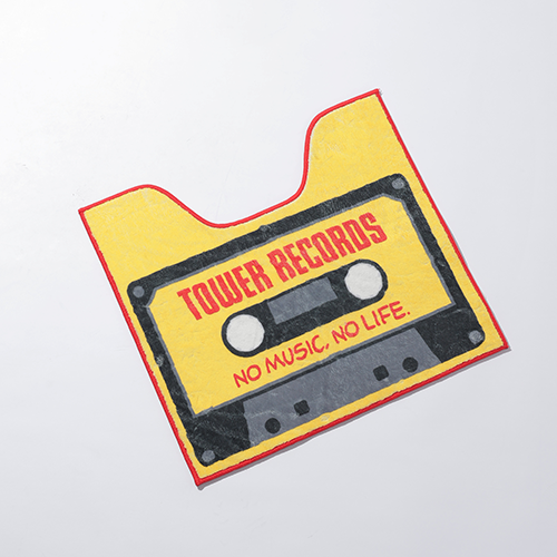 「niko and ...（ニコアンド）」と「タワーレコード」のコラボグッズ「TOWER RECORDS × niko and ... トイレマット」