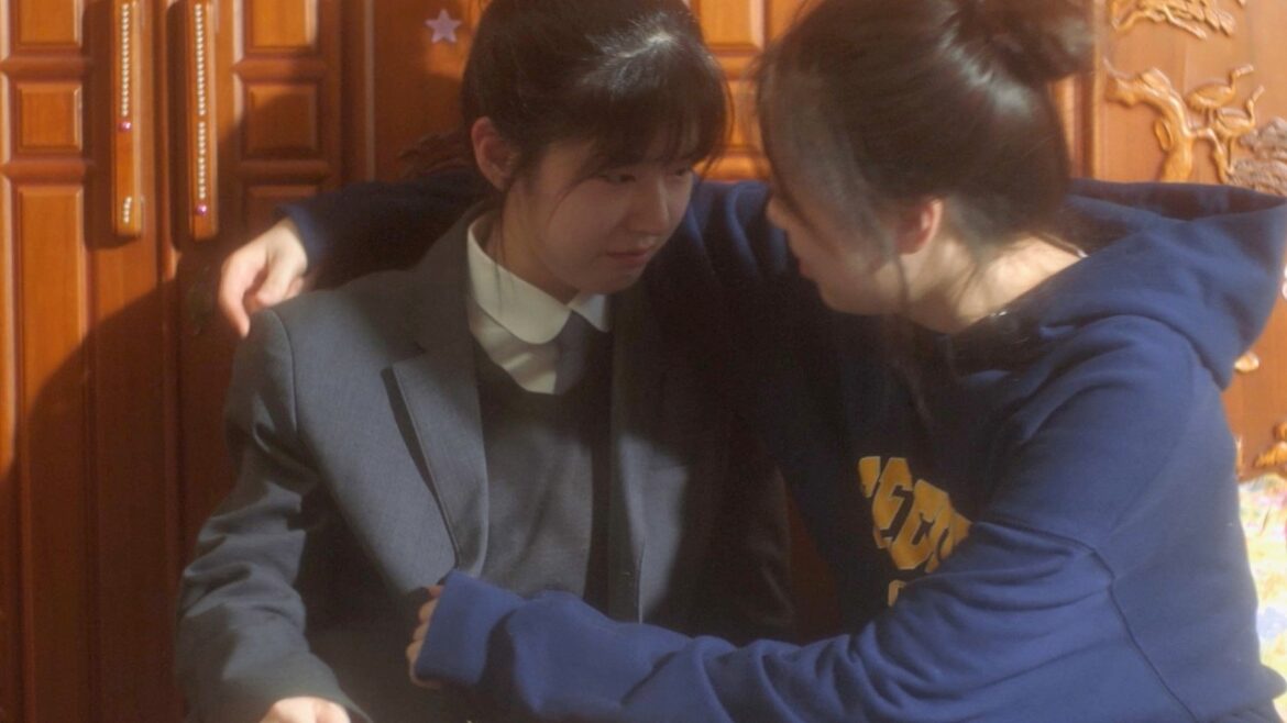 セウォル号沈没事故を題材、2人の少女の恋模様を描く／映画『君と私』特報