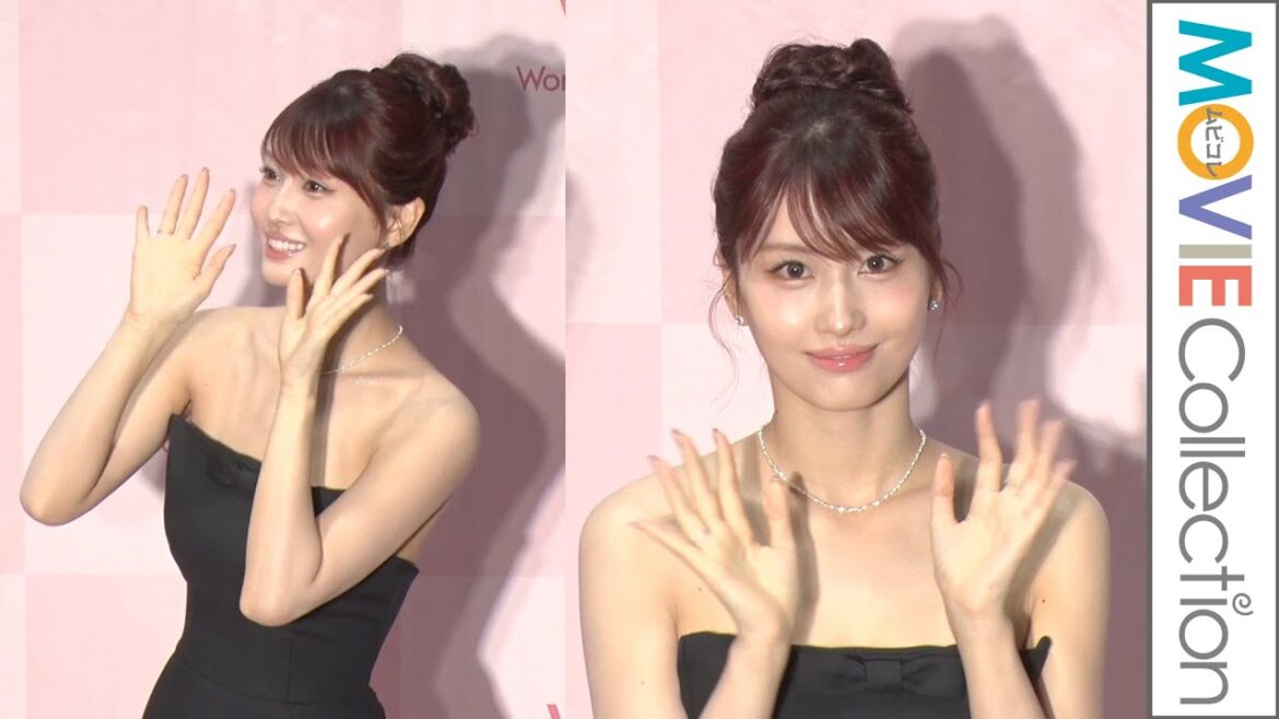 TWICEモモ、大胆ドレスで登場! ファンの歓声に笑顔/「Wonjungyo」モイストアップレディスキンパックリニューアル発表会フォトコール TWICEモモ、大胆ドレスで登場! ファンの歓声に笑顔/「Wonjungyo」モイストアップレディスキンパックリニューアル発表会フォトコール