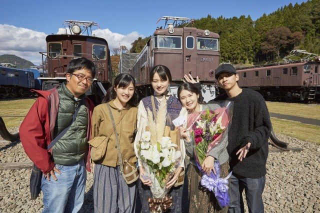 菊池日菜子「気を抜くといつでも涙が…」、映画『長崎―閃光の影で―』メイキング映像公開 | | ORICON NEWS 菊池日菜子「気を抜くといつでも涙が…」、映画『長崎―閃光の影で―』メイキング映像公開 | | ORICON NEWS