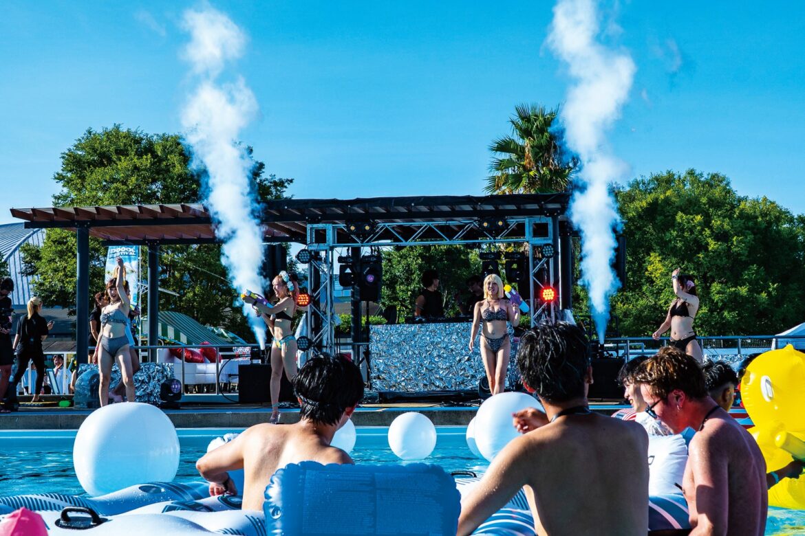 【開催レポート】市民プールがダンスフロアに！「POOOL FESTIVAL 2025 Presented by MUSIC CIRCUS」2日間で総勢約2,000人が来場