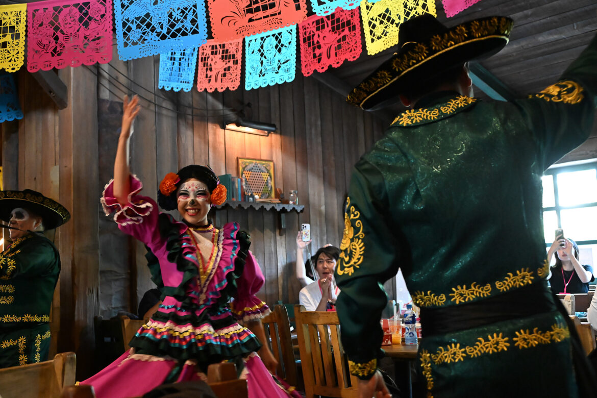 東京ディズニーシーで新アトモスが登場! 映画「リメンバー・ミー」の名曲を一緒に楽しめる – トラベル Watch 東京ディズニーシーで新アトモスが登場! 映画「リメンバー・ミー」の名曲を一緒に楽しめる - トラベル Watch