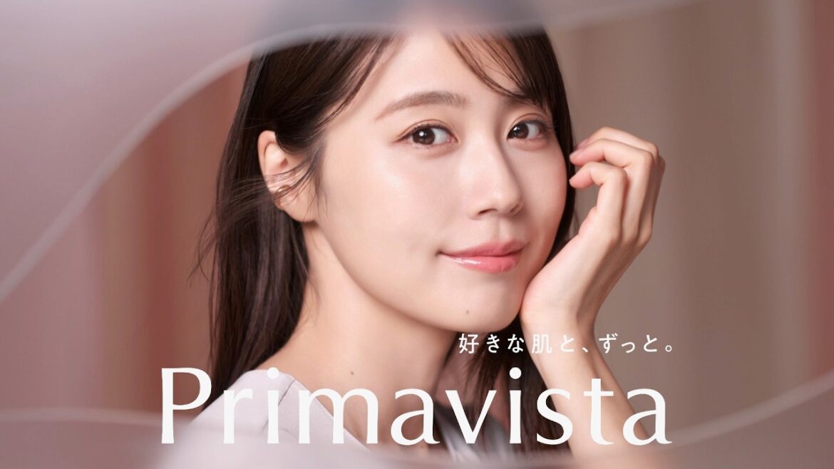 有村架純、上品ノースリーブから“ほのつや肌”が美しい／花王プリマヴィスタ CM＋インタビュー＋メイキング