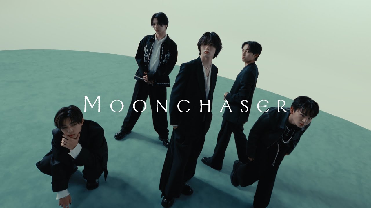 STARGLOW / Moonchaser -Music Video- thumnail