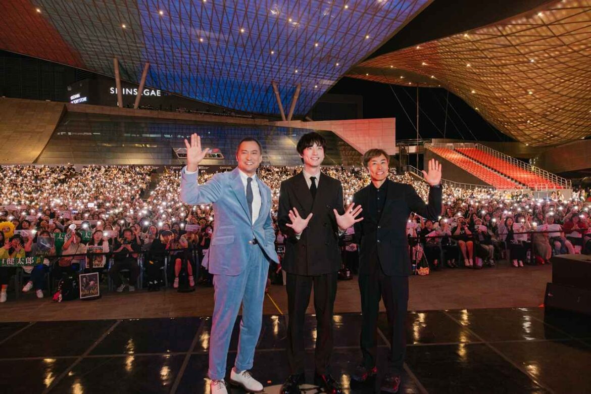 画像: 第30回釜山国際映画祭「オープンシネマ部門」坂口健太郎、渡辺謙、熊澤尚人監督登場