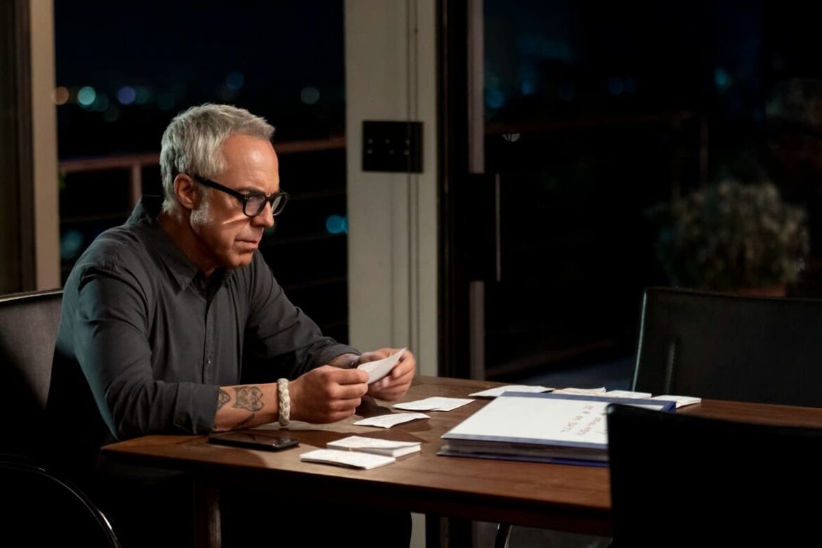 『BOSCH』 の原点を描く! 元記者の原作者、自身の経験をもとにした新作ドラマが始動 – 海外ドラマNAVI 『BOSCH/ボッシュ』