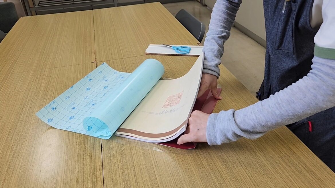 リターン紹介 ★ 装備体験 子どもたちへ「本よ届け！」〜図書館　児童書充実プロジェクト〜（富田林市立図書館 2025/09/25 投稿）
