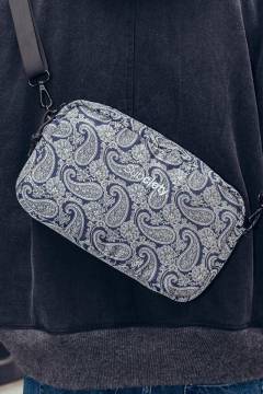 Subciety (サブサエティ) Paisley jacquard shoulder bag - Navy