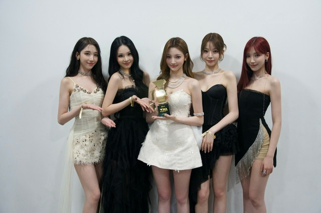 “イ・スマンガールズグループ”「A2O MAY」、「WEIBO MUSIC AWARDS」で新人賞受賞…デビュー9カ月で