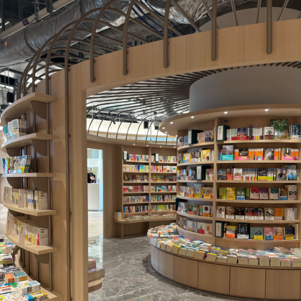 「ニュウマン高輪」にオープンした「BUNKITSU TOKYO（ブンキツ トーキョー）」の『tomarigi』