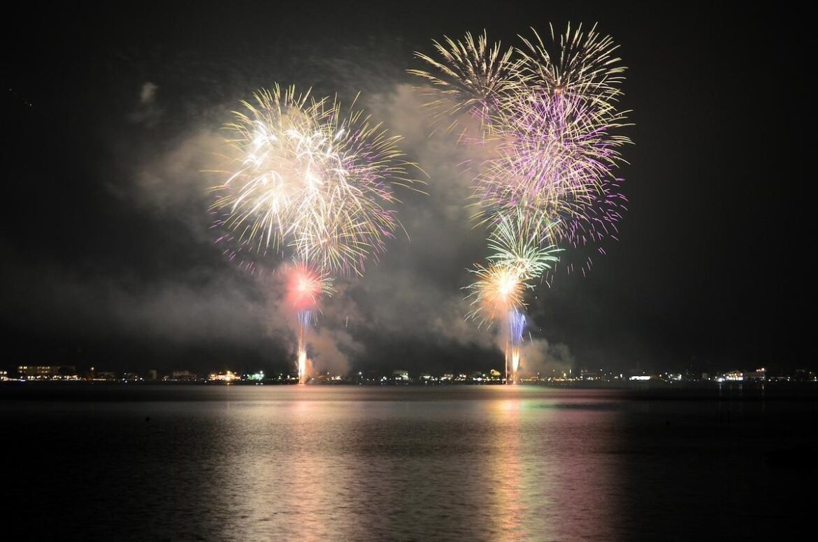 「Mt. Fuji 山中湖花火音楽祭」開催へ　フード企画やダイヤモンド富士も（みんなの経済新聞ネットワーク） - Yahoo!ニュース